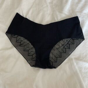 Victoria’s Secret black seamless panty XS